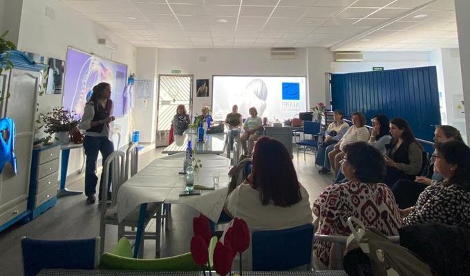 Charla informativa en la sede de ALUFI