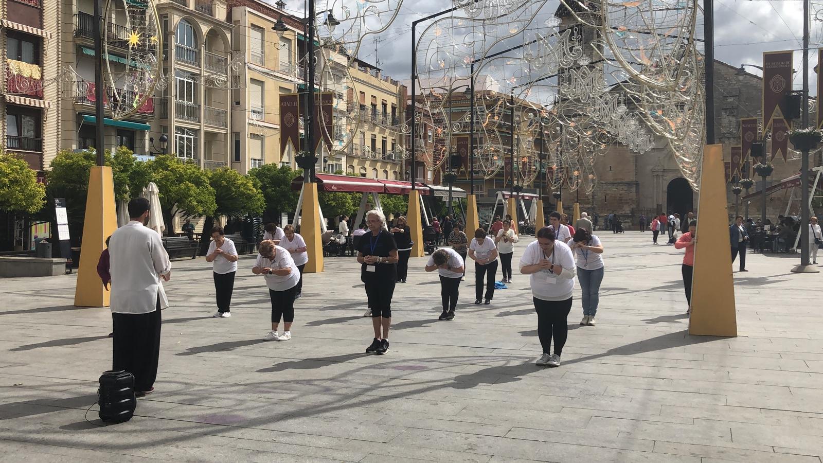Jornada informativa de ALUFI en Plaza Nueva