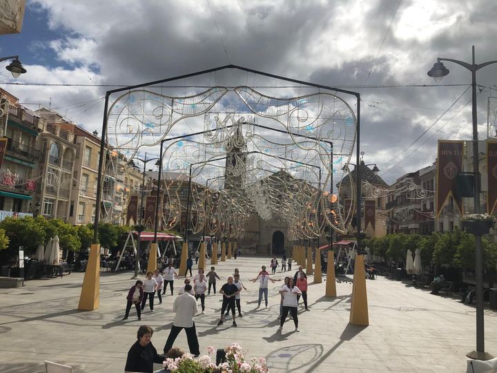 Exhibición de Tai Chi de ALUFI en Plaza Nueva